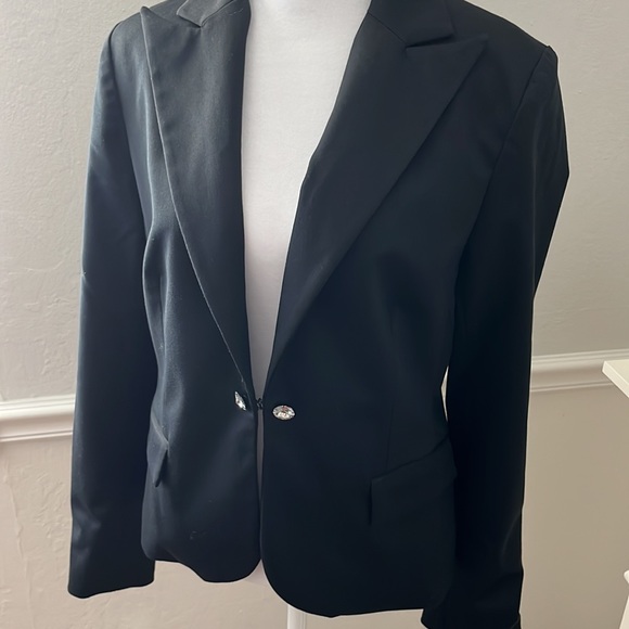 How & Wen black blazer - Picture 4 of 7